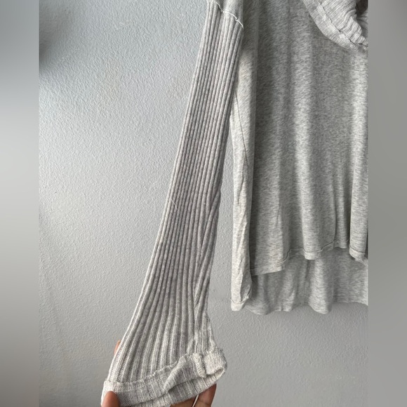 Bordeaux | Women's Light Gray Long Sleeve Tunic Cowl Neck Top Size S - Picture 5 of 7